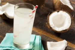 Água de Coco | Bebidas Desportivas | Holmes Place