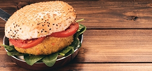 Receita Vegan - Hambúrguer de Quinoa e Feijão Vermelho - Holmes Place