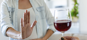 álcool | 5 alimentos que pioram a ansiedade | holmes place