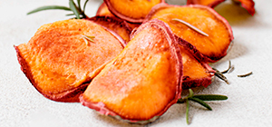 Chips de batata doce | Menu Praia | Plant-Based Diet | Holmes Place