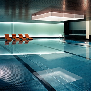 Holmes Place | Pool and Spa