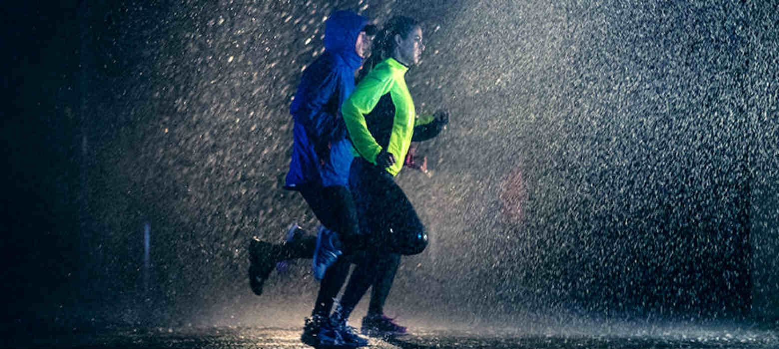 Holmes Place | Η Καλύτερη workout playlist για προπόνηση ακόμα και στην βροχή