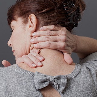 Holmes Place | Woman self-massage