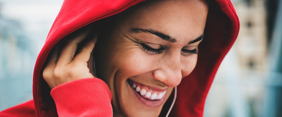 Holmes Place | Woman Headphones