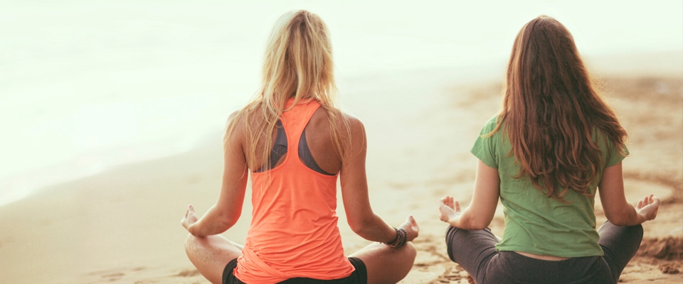 Holmes Place | Women doing yoga